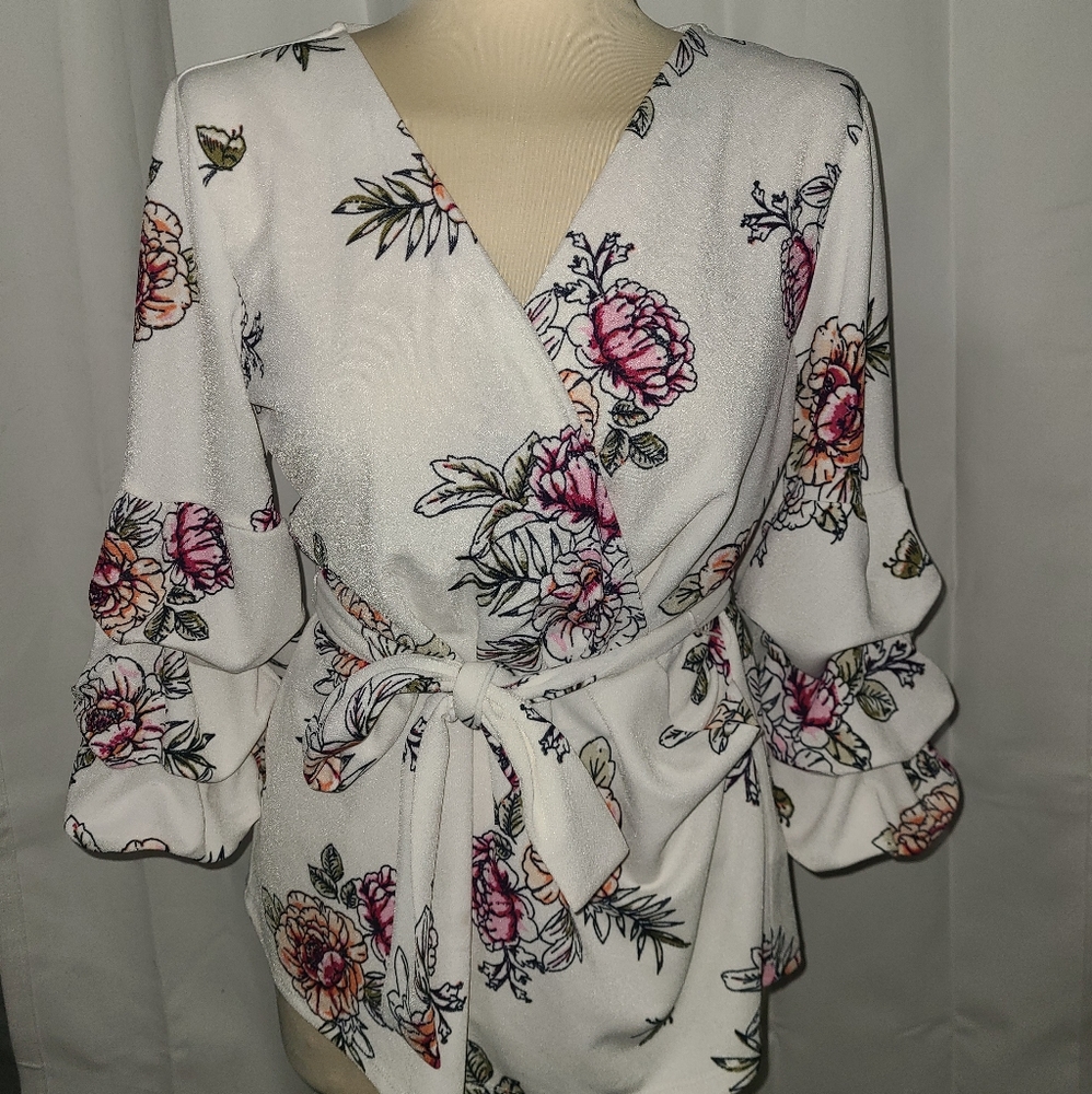 Maurices | Large Wrap Floral shirt